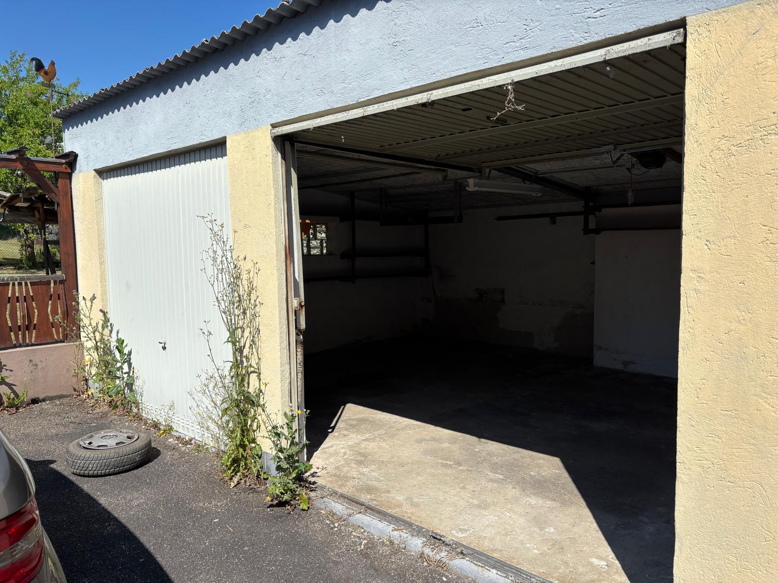 1 Garage groß außen