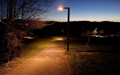 Neue Solarleuchten sorgen für mehr Sicherheit an der Freizeitanlage