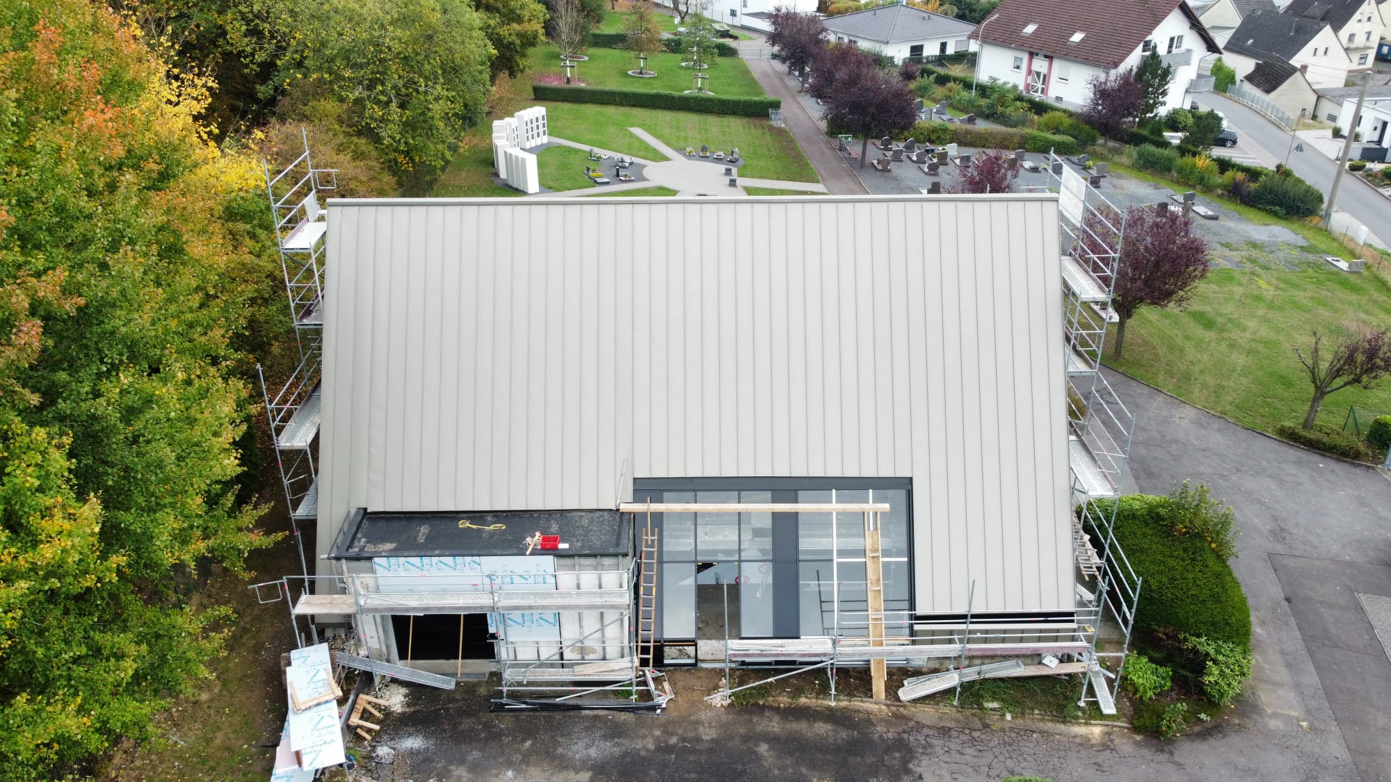 Trauerhalle 2